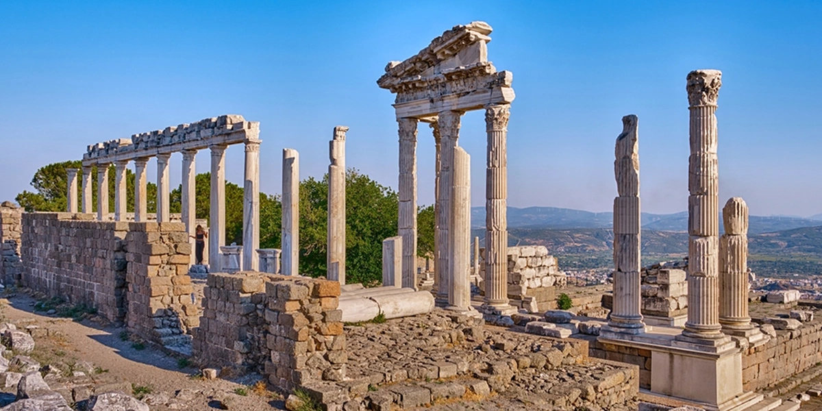 Monumentele principale de pe Acropola