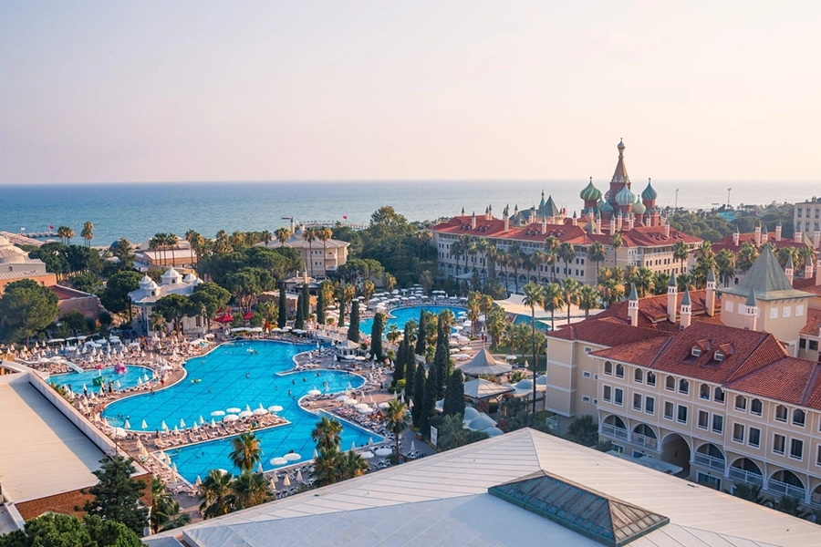 cazare la hotel exclusivr